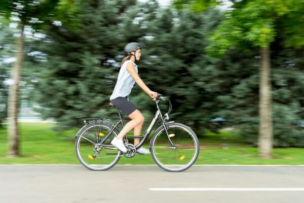 Chillaxx Strada City Bike – 24/26/28 Zoll, 21-Gang, Stadtrad für Kinder, Jugendliche & Erwachsene, Schwarz-Braun